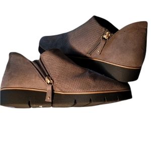 DR. SCHOLLS BOOTIE BOOT SHOE